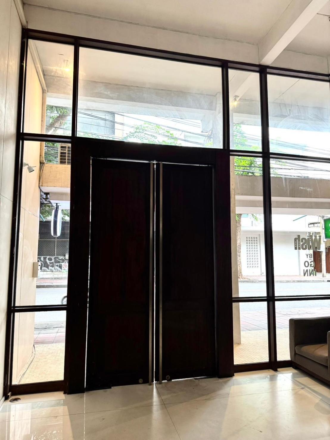 Wish Inn Silom - วิช อินน์ สีลม X 방콕 외부 사진